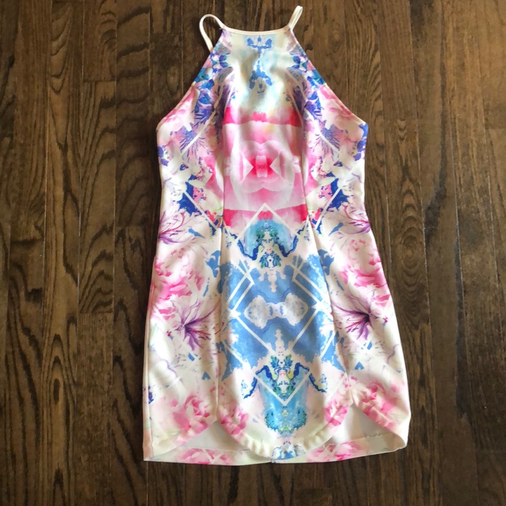 Colorful mini dress from Peppermayo